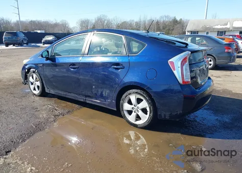 2015 Toyota Prius Five z USA, uszkodzony, nr VIN JTDKN3DU6F1893531